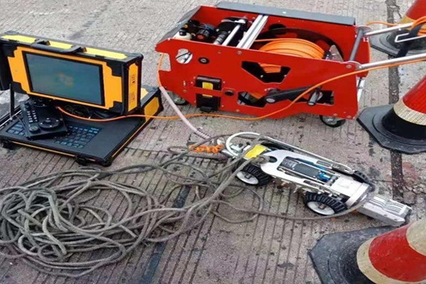 七星CCTV管道检测机器人