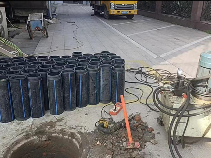 七星PE置换管厂家 DN315置换管 非开挖管短管置换